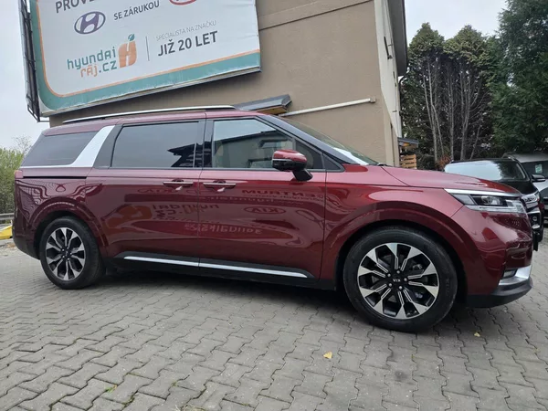 Kia Carnival 9 míst-REZERVACE - foto 23