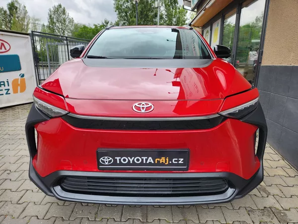 Toyota bZ4X V ZÁRUCE-VIP-71,4KWh