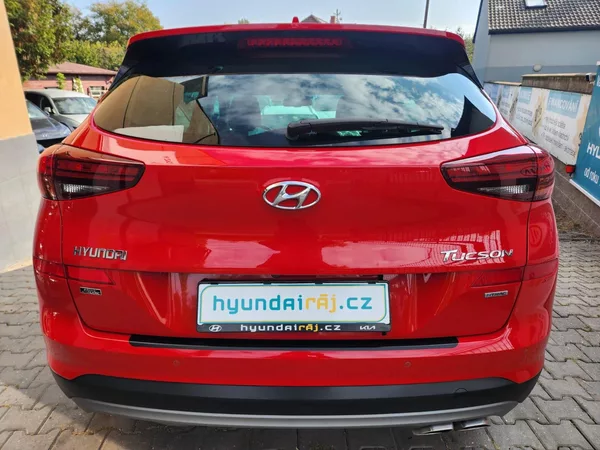 Hyundai Tucson 1.6-1.MAJITEL-TOP STAV-4x4 - foto 11