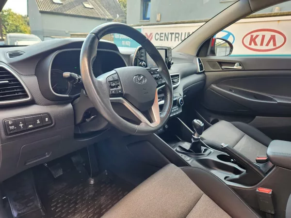 Hyundai Tucson 1.6-1.MAJITEL-TOP STAV-4x4 - foto 26