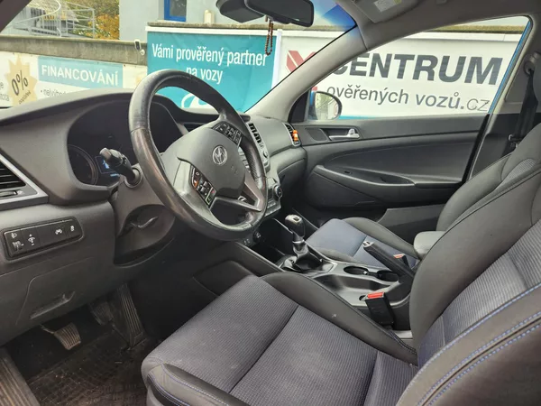 Hyundai Tucson 1.7-1.MAJ.-NAVI-KAMERA-TAŽNÉ - foto 12