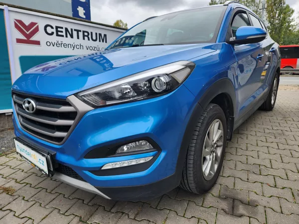 Hyundai Tucson 1.7-1.MAJ.-NAVI-KAMERA-TAŽNÉ - foto 6