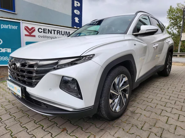 Hyundai Tucson 1.6-AUTOMAT-NAVI-KAMERA - foto 10
