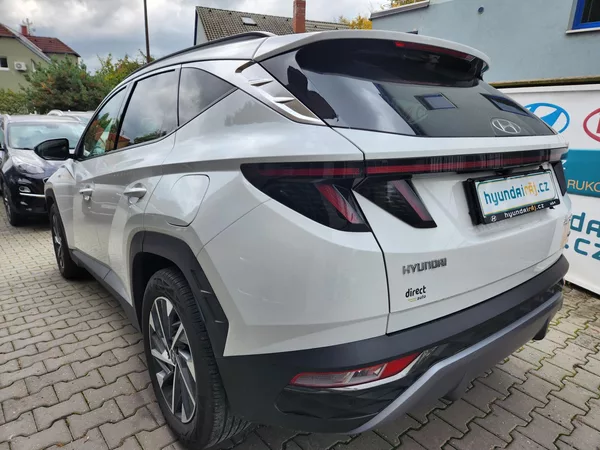 Hyundai Tucson 1.6-AUTOMAT-NAVI-KAMERA - foto 12
