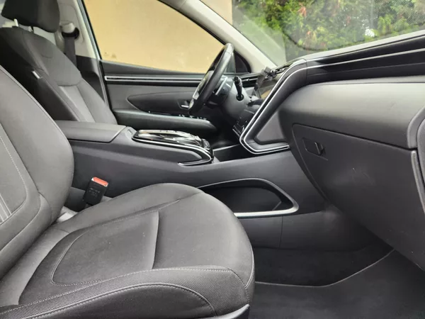 Hyundai Tucson 1.6-AUTOMAT-NAVI-KAMERA - foto 16