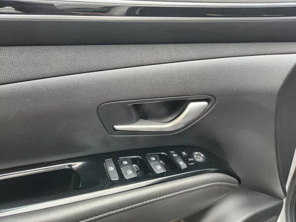 Hyundai Tucson 1.6-AUTOMAT-NAVI-KAMERA - foto 20