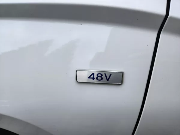Hyundai Tucson 1.6-AUTOMAT-NAVI-KAMERA - foto 23