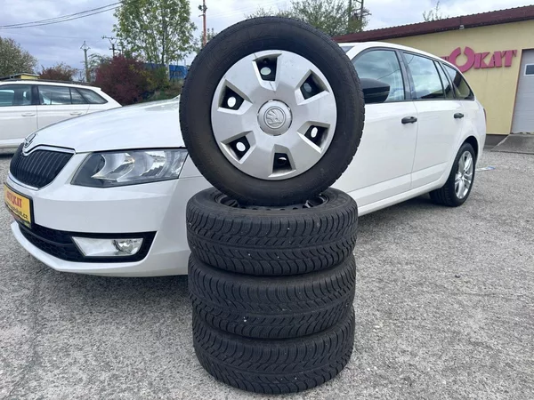 Škoda Octavia 1.2TSi ČR/TOP STAV/2xKOLA - foto 10