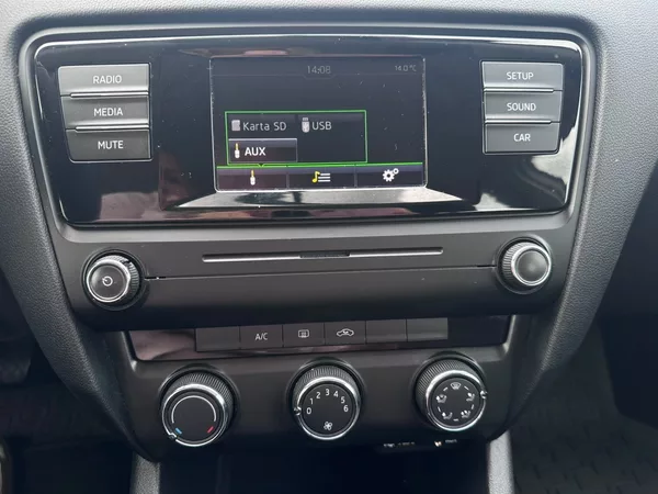 Škoda Octavia 1.2TSi ČR/TOP STAV/2xKOLA - foto 30