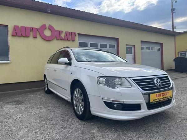 Volkswagen Passat 2.0TDi ČR/Rozvody/2*pneu/Tažné