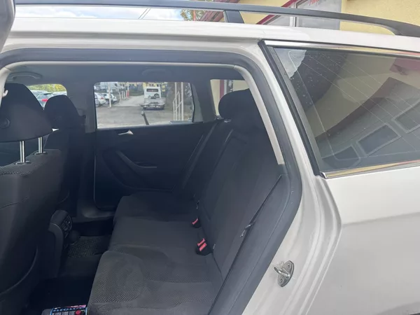 Volkswagen Passat 2.0TDi ČR/Rozvody/2*pneu/Tažné - foto 11