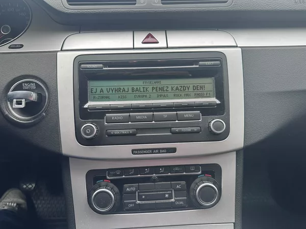 Volkswagen Passat 2.0TDi ČR/Rozvody/2*pneu/Tažné - foto 19