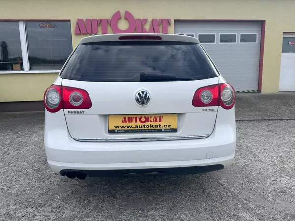 Volkswagen Passat 2.0TDi ČR/Rozvody/2*pneu/Tažné - foto 4