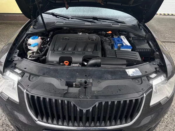 Škoda Superb 2.0TDi VýhřevSedadel/Serv.Knih - foto 21