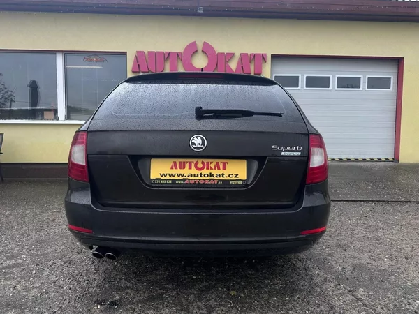 Škoda Superb 2.0TDi VýhřevSedadel/Serv.Knih - foto 4