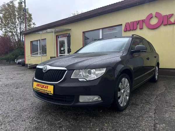 Škoda Superb 2.0TDi VýhřevSedadel/Serv.Knih - foto 7