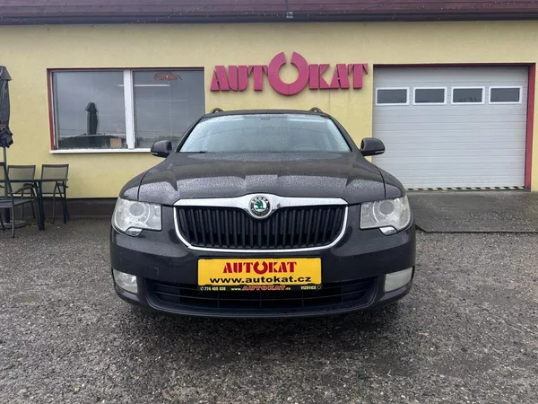 Škoda Superb 2.0TDi VýhřevSedadel/Serv.Knih - foto 8