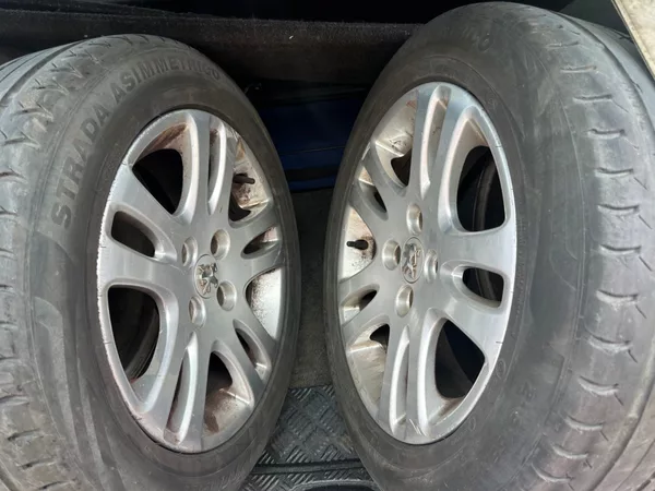 Peugeot 307 1.6i 80kw/2 sady pneu - foto 17