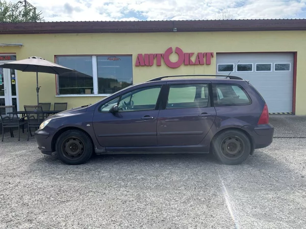 Peugeot 307 1.6i 80kw/2 sady pneu - foto 6