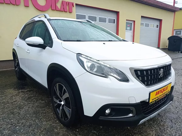 Peugeot 2008 1.5 75kW/Navi/1Maj/TOP
