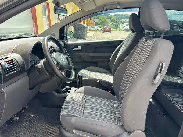 Volkswagen Fox 1.2i 40kW/ABS - foto 9