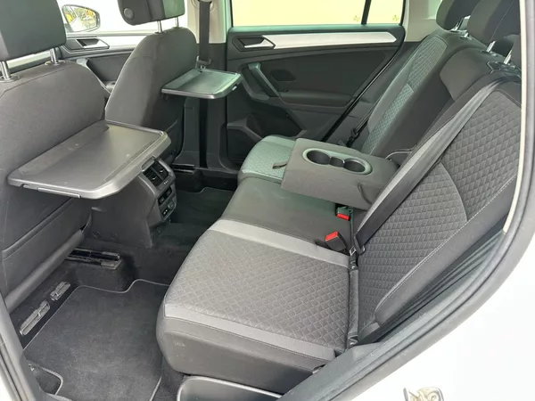 Volkswagen Tiguan 2.0 TDI 110kW/4x4/DSG/Navi - foto 14