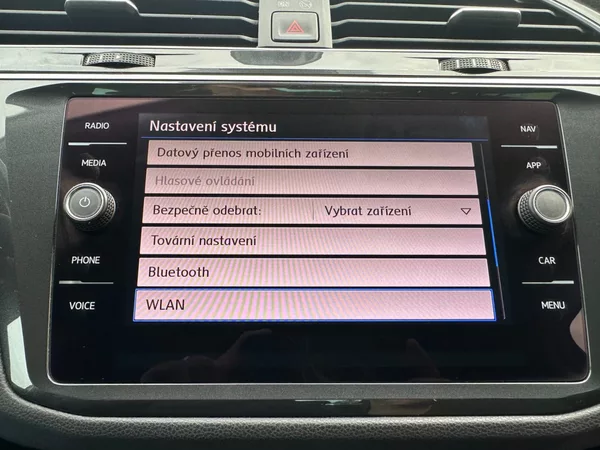 Volkswagen Tiguan 2.0 TDI 110kW/4x4/DSG/Navi - foto 39