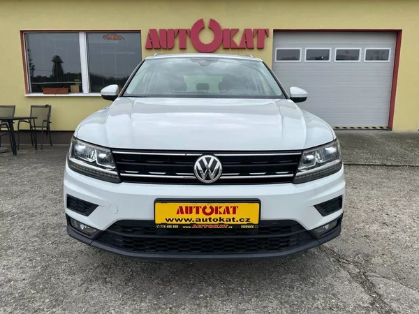 Volkswagen Tiguan 2.0 TDI 110kW/4x4/DSG/Navi - foto 8