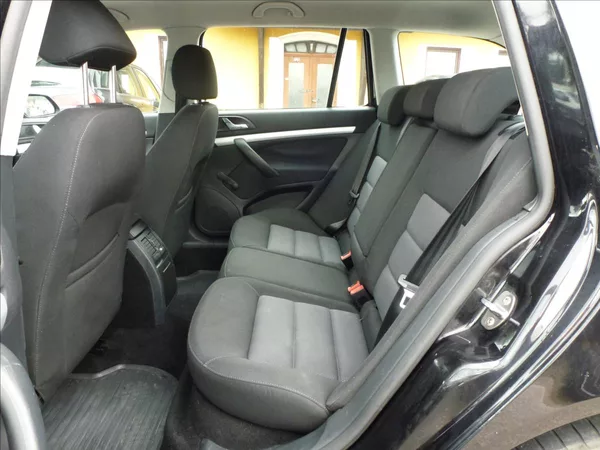 Škoda Octavia 1,9 TDI Black Edition Eleganc - foto 19