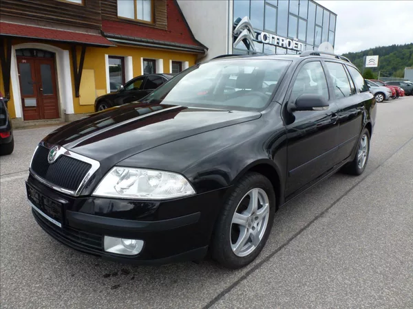 Škoda Octavia 1,9 TDI Black Edition Eleganc - foto 2