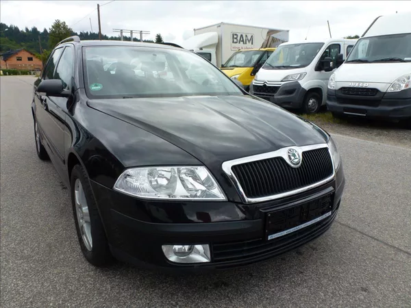 Škoda Octavia 1,9 TDI Black Edition Eleganc - foto 5