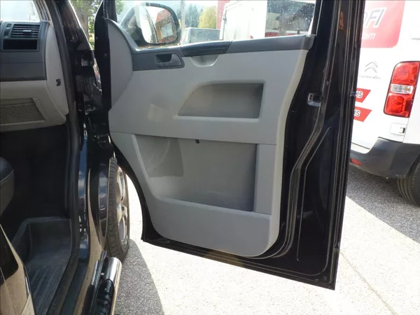 Volkswagen Transporter 2,0 TDI Long - foto 27