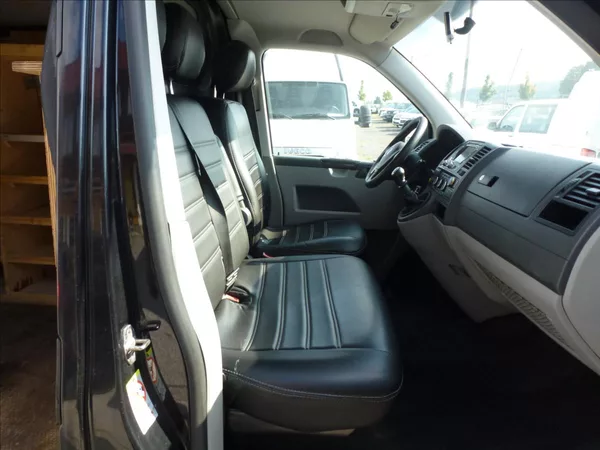 Volkswagen Transporter 2,0 TDI Long - foto 29