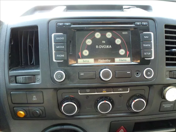 Volkswagen Transporter 2,0 TDI Long - foto 34