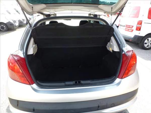 Peugeot 207 1,4 - foto 22