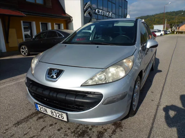 Peugeot 207 1,4 - foto 3