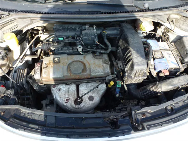 Peugeot 207 1,4 - foto 34