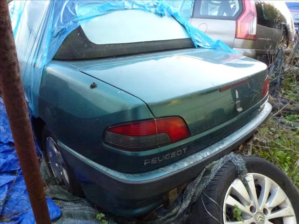 Peugeot 306 1,8 El.střecha, Klimatizace C - foto 5