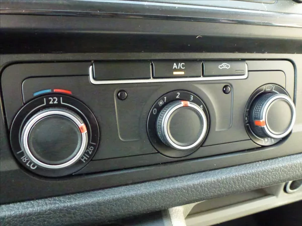 Volkswagen Transporter 2,0 TDI T6 6míst Klima,TZ - foto 31
