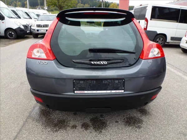Volvo C30 2,0 i 16V Titanium Grey - foto 12
