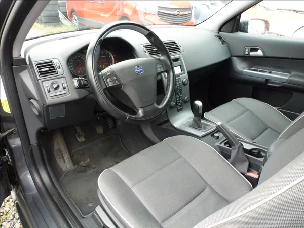 Volvo C30 2,0 i 16V Titanium Grey - foto 19