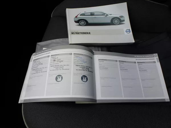 Volvo C30 2,0 i 16V Titanium Grey - foto 46