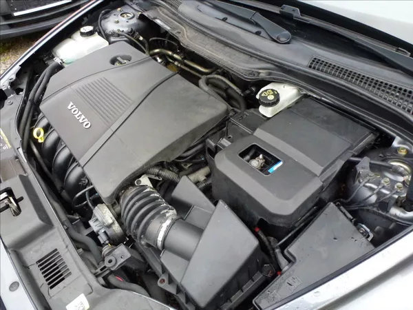 Volvo C30 2,0 i 16V Titanium Grey - foto 50