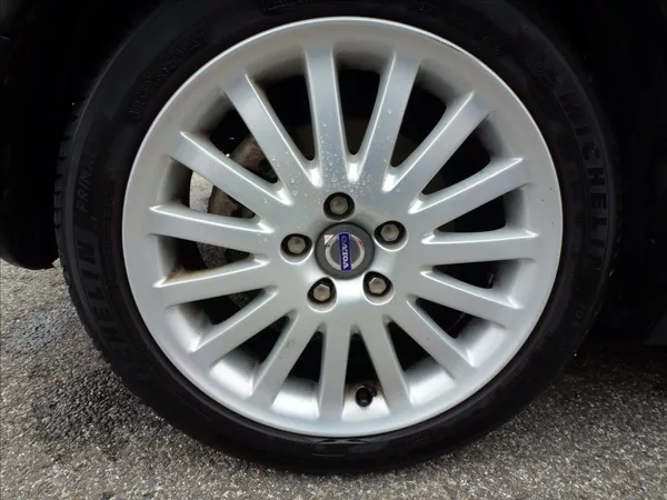 Volvo C30 2,0 i 16V Titanium Grey - foto 57
