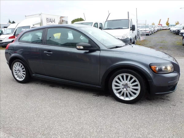 Volvo C30 2,0 i 16V Titanium Grey - foto 7