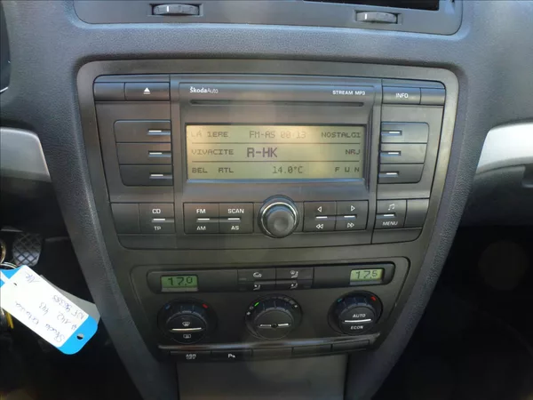 Škoda Octavia 1,9 TDI vyrobeno bez DPF Eleg - foto 37