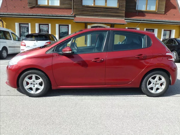 Peugeot 208 1,4 VTi Access 95k MAN5 Lucif - foto 12