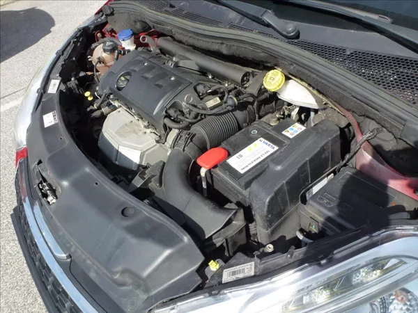Peugeot 208 1,4 VTi Access 95k MAN5 Lucif - foto 36