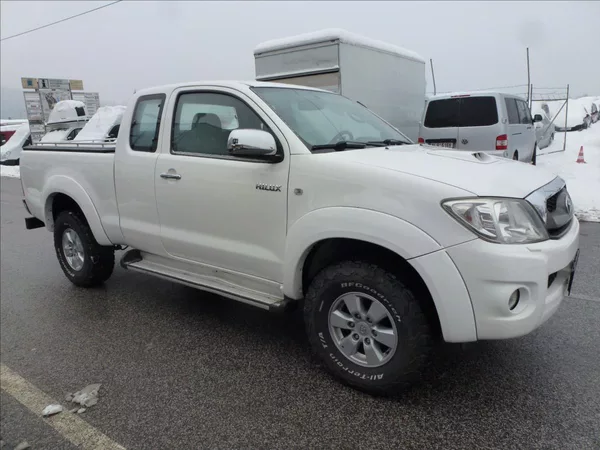 Toyota Hilux 2,5 D4-D Extra Cab 4x4 Připrav - foto 10
