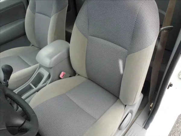 Toyota Hilux 2,5 D4-D Extra Cab 4x4 Připrav - foto 14
